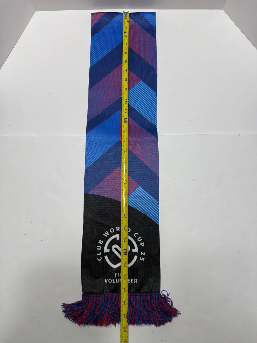Club World Cup 25 FIFA Volunteer Scarf in Blue & Purple